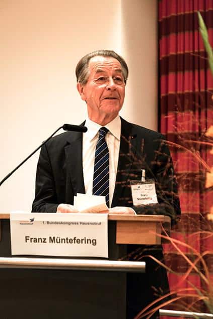 Initiative Hausnotruf Schirmherr Franz Müntefering